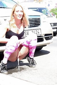 Public Peeing For Delightful Blonde In The City