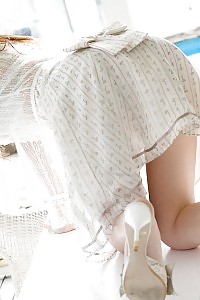 Rina Koizumi Asian Hussy Babe Gives A Shot At Her Tight Butt In Her Lingerie